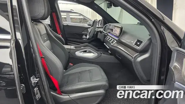 Mercedes-Benz GLE-Class 2025 — Photo 20/34