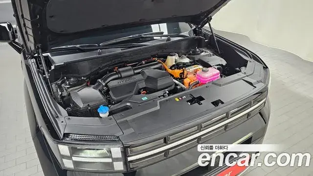 Hyundai Santa Fe 2025 — Photo 27/33