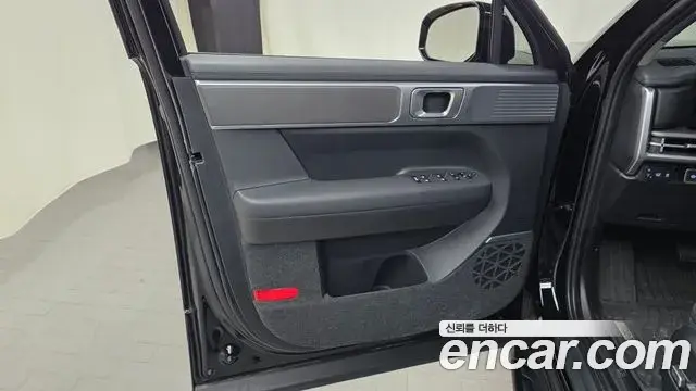 Hyundai Santa Fe 2025 — Photo 30/33