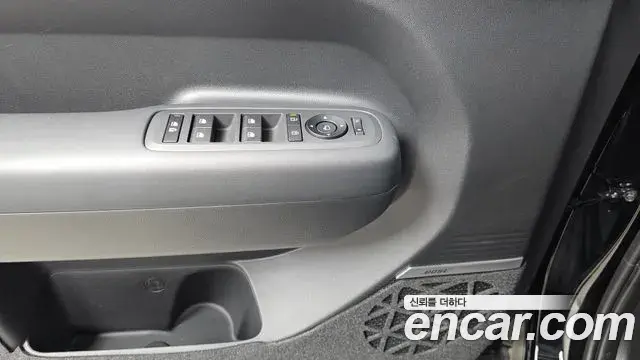 Hyundai Santa Fe 2025 — Photo 8/33