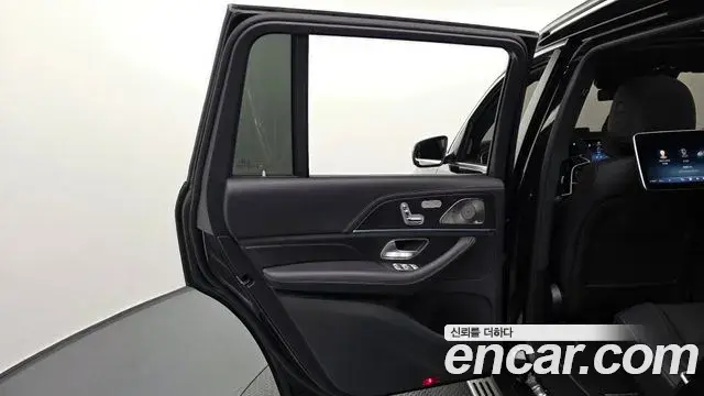 Mercedes-Benz GLS-Class 2025 — Şəkil 19/37
