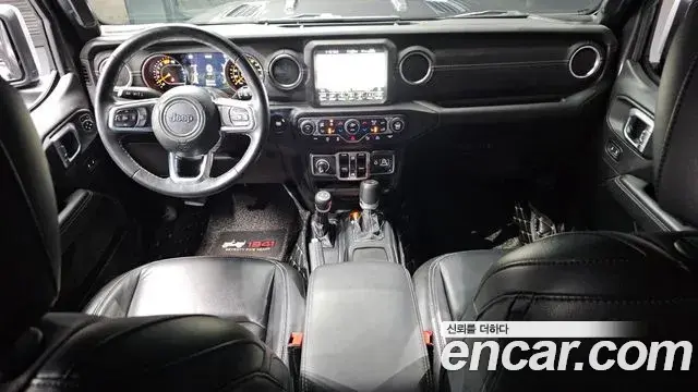 Jeep Wrangler 2020 — Şəkil 9/31