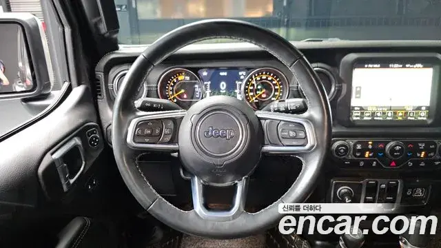 Jeep Wrangler 2020 — Şəkil 19/31