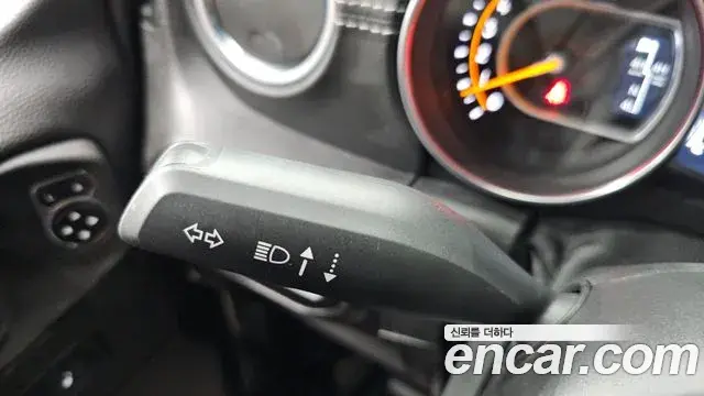 Jeep Wrangler 2020 — Şəkil 21/31