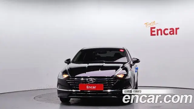 Hyundai Sonata Hybrid 2022 — Photo 6/20