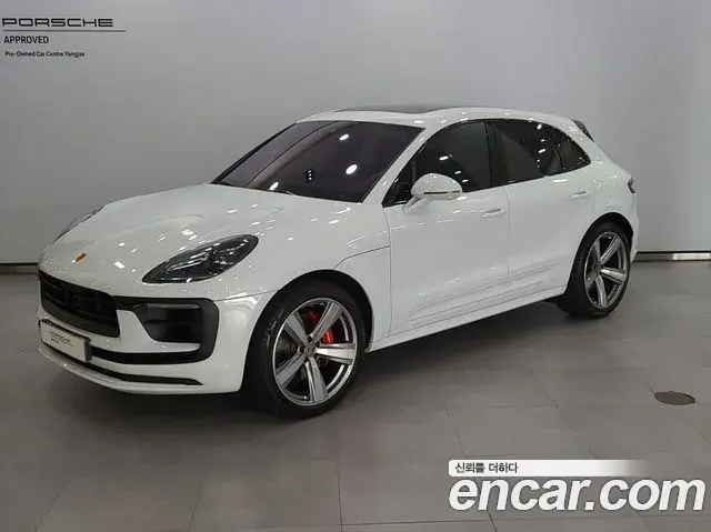 Porsche Macan 2023 — Photo 4/20