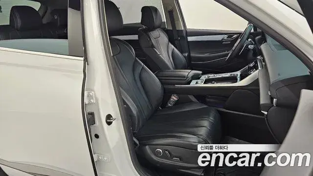 Genesis GV80 2021 — ფოტო 31/31