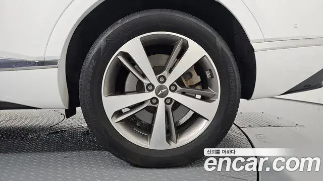 Genesis GV80 2021 — ფოტო 29/31