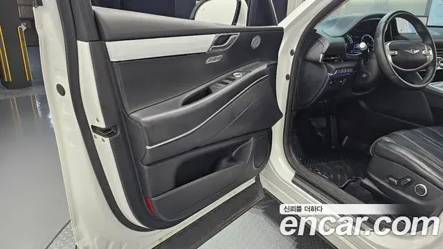 Genesis GV80 2021 — ფოტო 5/31