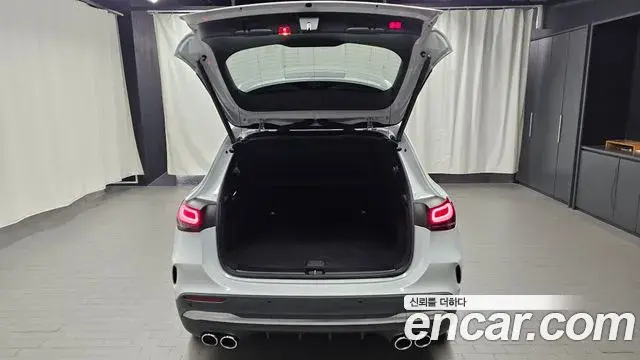 Mercedes-Benz GLA-Class 2021 — Фото 15/20
