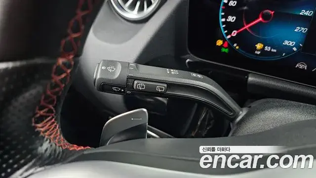 Mercedes-Benz GLA-Class 2021 — Фото 19/20