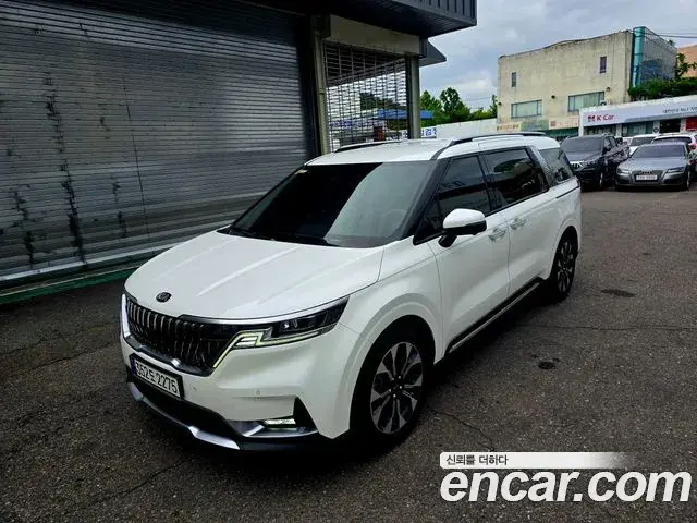 Kia Carnival 2021 — Photo 10/20