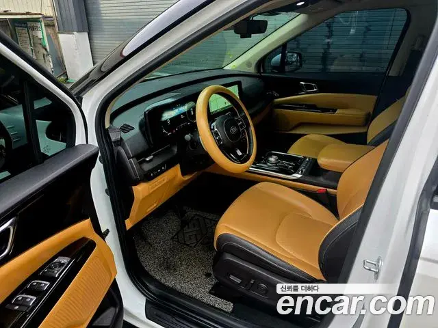 Kia Carnival 2021 — Photo 11/20