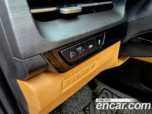 Kia Carnival 2021 — Photo 15/20