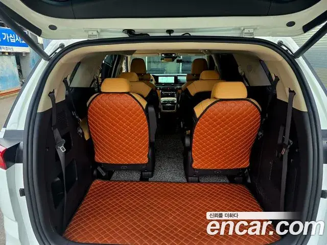 Kia Carnival 2021 — Photo 20/20