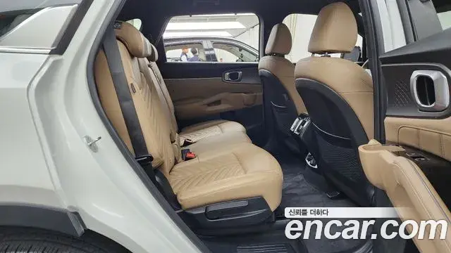 Kia Sorento 2024 — Şəkil 24/36