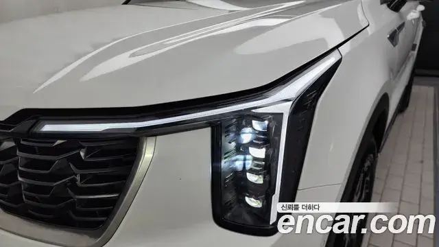 Kia Sorento 2024 — Şəkil 19/36