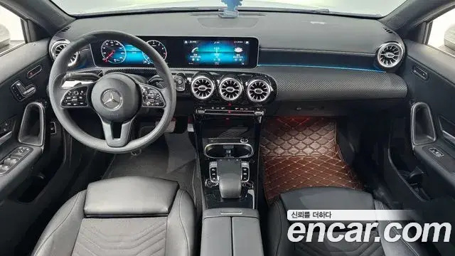 Mercedes-Benz A-Class 2020 — Фото 7/20
