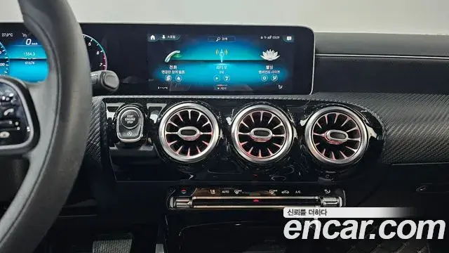Mercedes-Benz A-Class 2020 — Фото 13/20