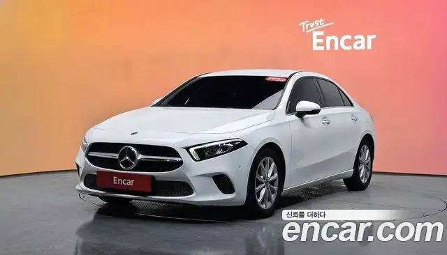 Mercedes-Benz A-Class 2020 — Фото 1/20