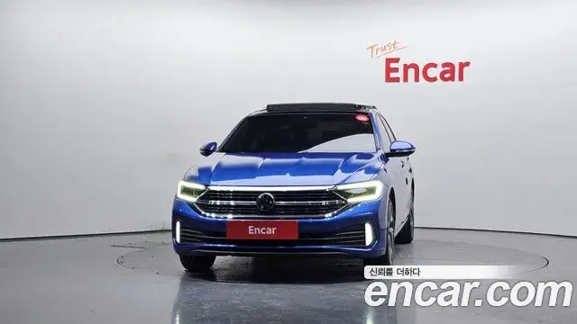 Volkswagen Jetta 2022 — Şəkil 14/20
