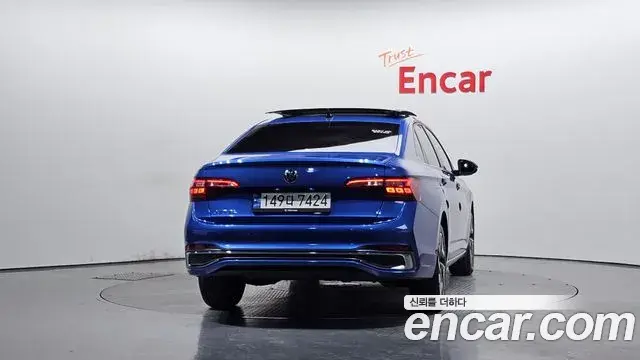 Volkswagen Jetta 2022 — Şəkil 5/20