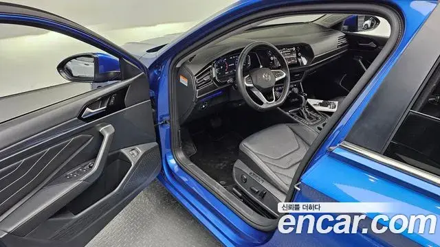 Volkswagen Jetta 2022 — Şəkil 3/20
