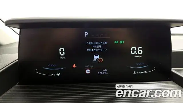 Hyundai Staria 2023 — Фото 8/20