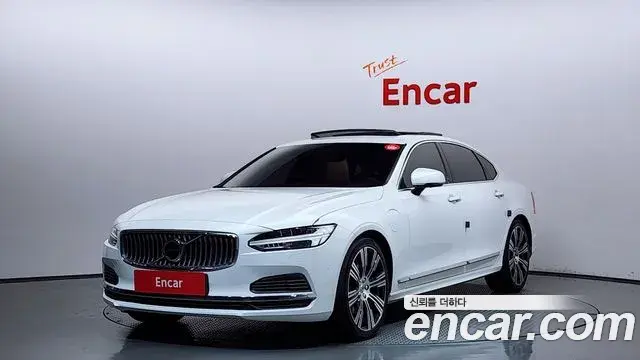 Volvo S90 2021 — Фото 1/20