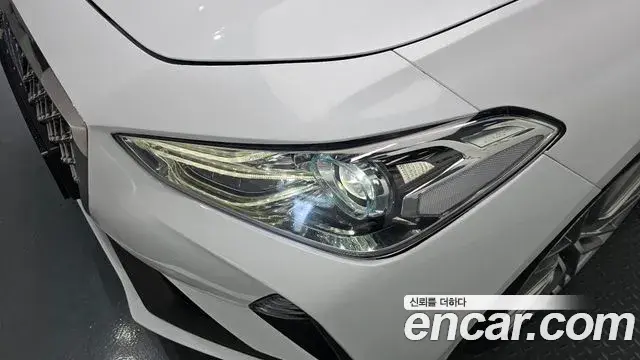 Genesis G70 2019 — ფოტო 4/32
