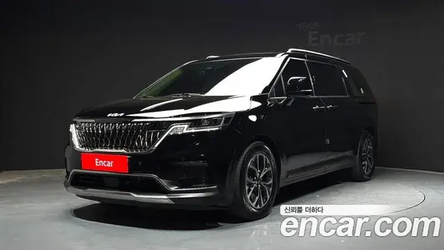 Kia Carnival 2023 — Фото 1/20