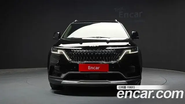 Kia Carnival 2023 — Фото 3/20
