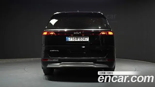 Kia Carnival 2023 — Фото 4/20