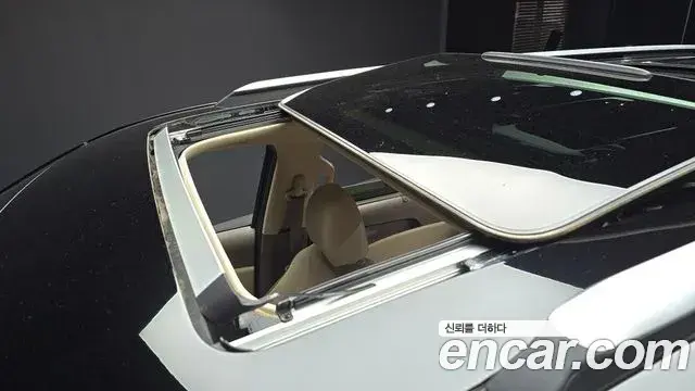 Kia Carnival 2023 — Фото 14/20