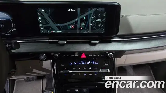 Kia Carnival 2023 — Фото 15/20