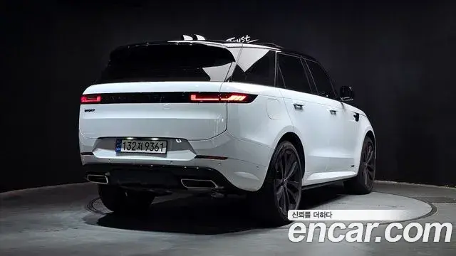Land Rover Range Rover Sport 2025 — ფოტო 19/30