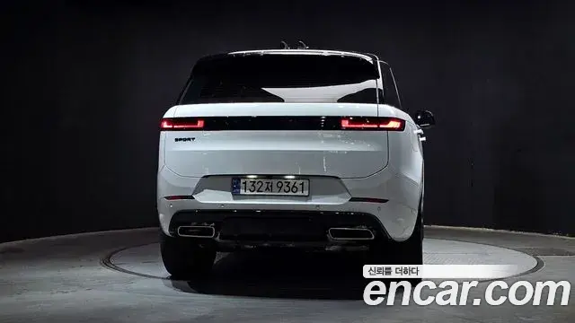 Land Rover Range Rover Sport 2025 — ფოტო 25/30