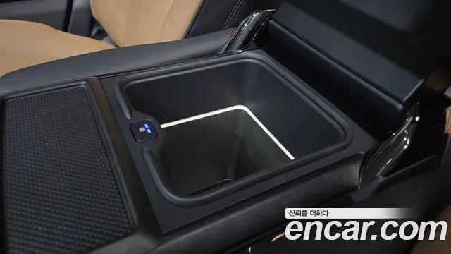 Land Rover Range Rover Sport 2025 — ფოტო 18/30