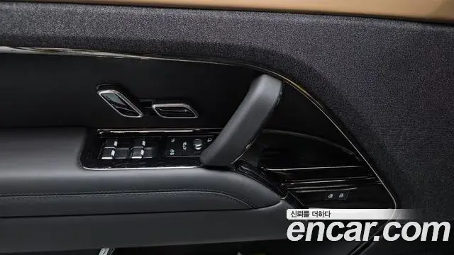 Land Rover Range Rover Sport 2025 — ფოტო 12/30