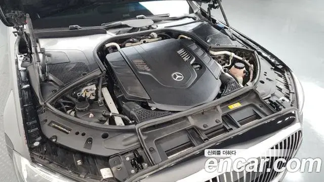 Mercedes-Benz S-Class 2021 — Photo 12/20