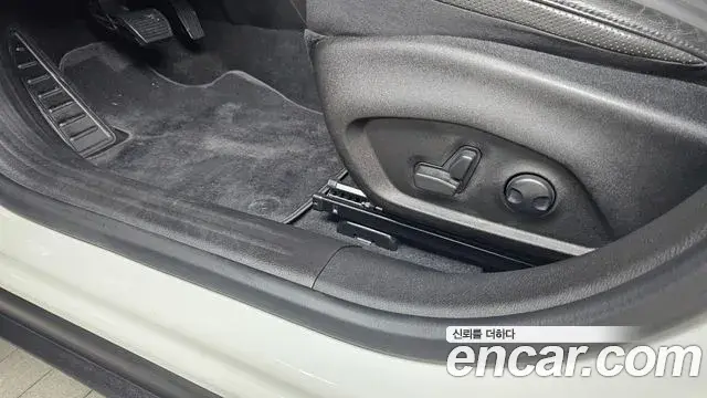Jeep Renegade 2022 — Photo 27/31