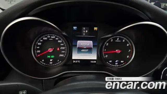 Mercedes-Benz C-Class 2018 — Фото 8/20