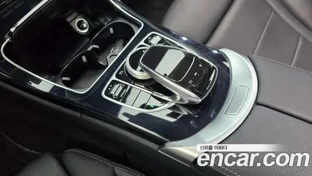 Mercedes-Benz C-Class 2018 — Фото 16/20