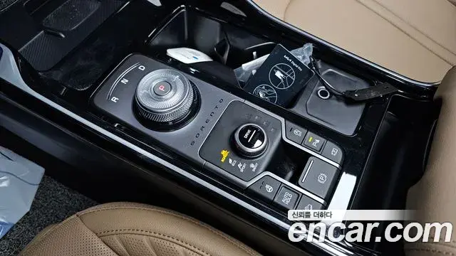 Kia Sorento 2024 — Фото 9/20