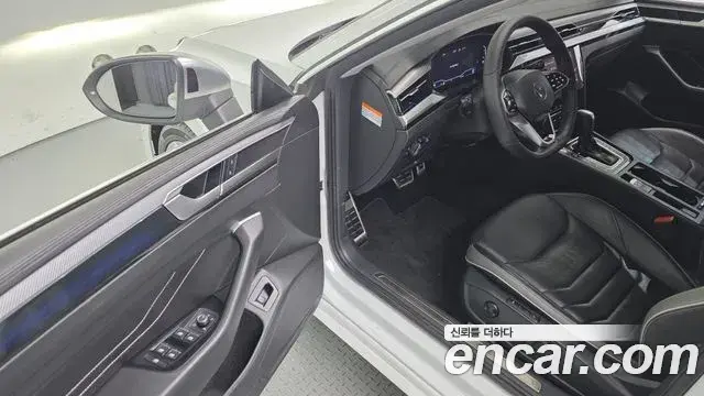 Volkswagen Arteon 2022 — ფოტო 15/33