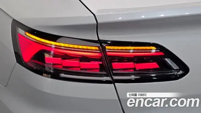 Volkswagen Arteon 2022 — ფოტო 9/33