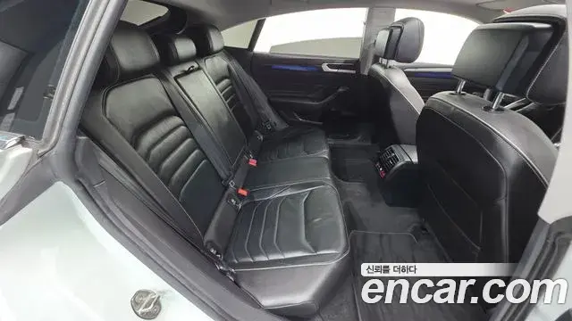 Volkswagen Arteon 2022 — ფოტო 32/33
