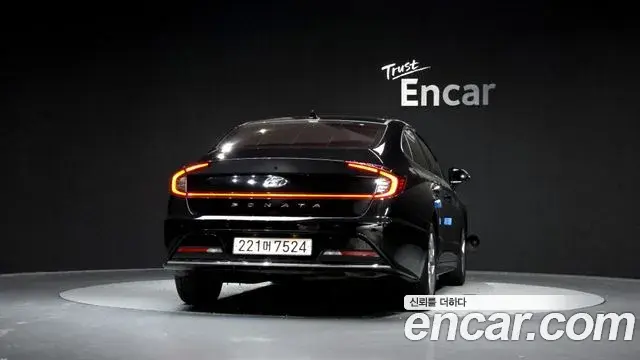 Hyundai Sonata Hybrid 2021 — Şəkil 18/20