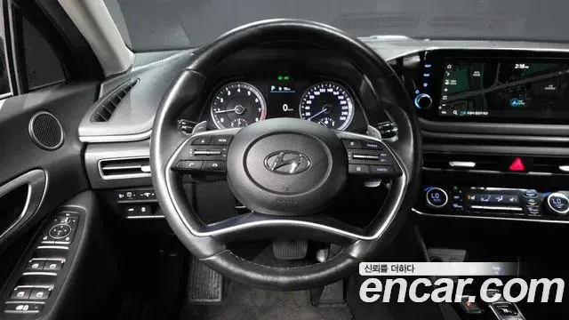 Hyundai Sonata Hybrid 2021 — Şəkil 13/20