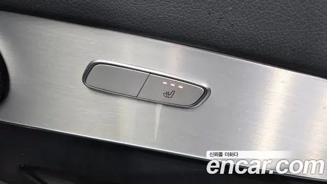 Mercedes-Benz GLC-Class 2018 — Фото 19/20